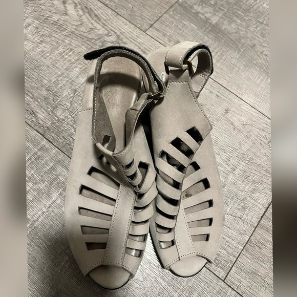 Arche Exor Grey Grigio Nubuck Comfort Wedge Sandal Women Size 6.5 $390 - Picture 3 of 5